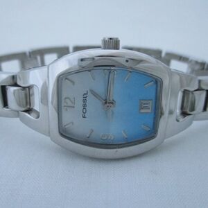 Fossil Silver-Tone Bracelet Watch with Blue Gradient Dial, From "00s"